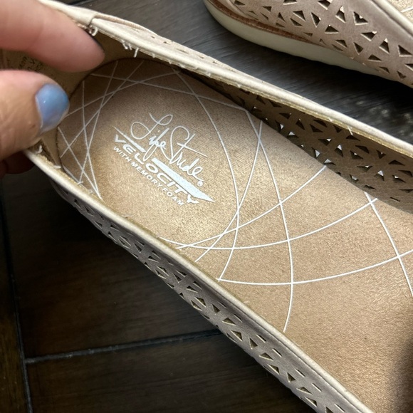 Life Stride Tan Flats with Perforated Design - Picture 2 of 4